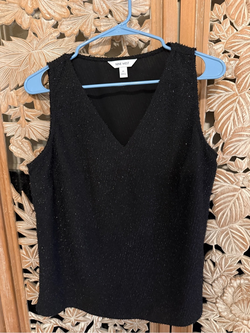 Nine West Black V-Neck Sleeveless Top